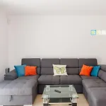 Fully Refurbished Private 3br Heated Pool * Callao Salvaje