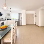 Ferienhaus Fully Refurbished Private 3br Heated Pool *