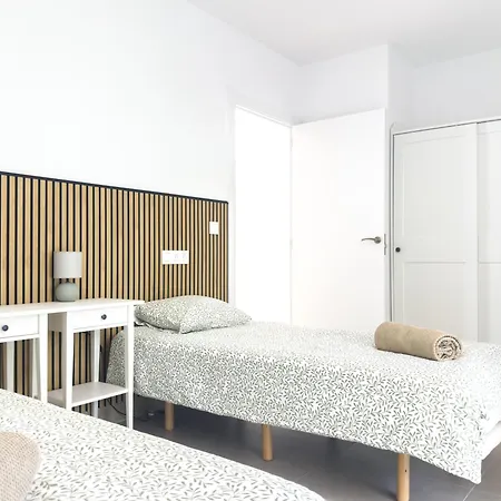 Сasa de vacaciones Fully Refurbished Private 3br Heated Pool *