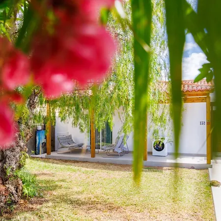 New Private Retreat: 3Br Villa With Heated Pool *