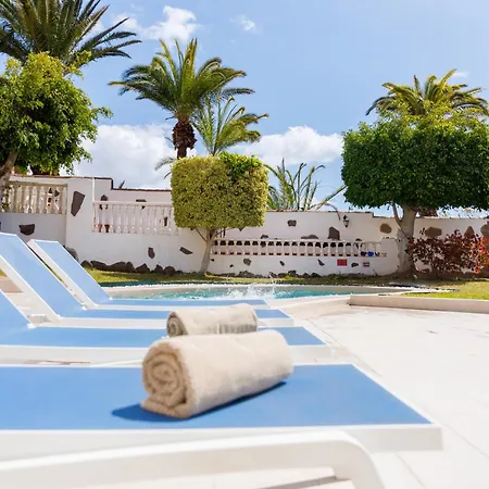 Fully Refurbished Private 3br Heated Pool Casa de Férias *