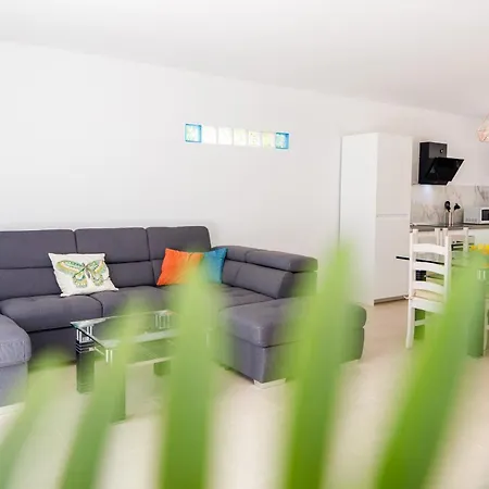 Casa de Férias Fully Refurbished Private 3br Heated Pool Callao Salvaje