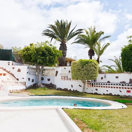 Fully Refurbished Private 3br Heated Pool * Callao Salvaje