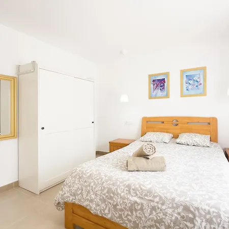 Casa de Férias Fully Refurbished Private 3br Heated Pool Callao Salvaje