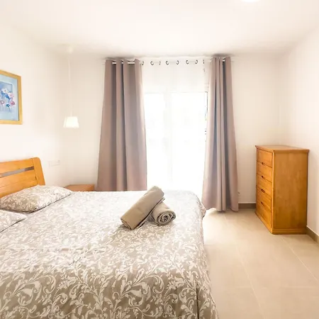Casa de Férias Fully Refurbished Private 3br Heated Pool *