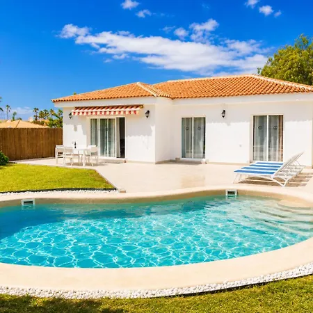 New Private Retreat: 3Br Villa With Heated Pool Casa de Férias Callao Salvaje
