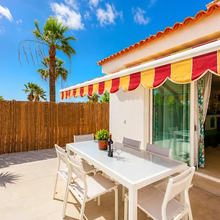 New Private Retreat: 3Br Villa With Heated Pool Casa de Férias