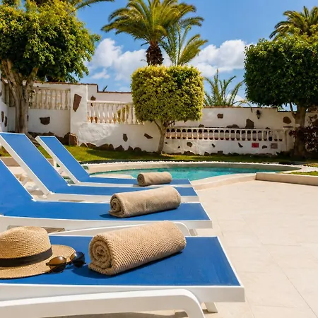 Casa de Férias New Private Retreat: 3Br Villa With Heated Pool *