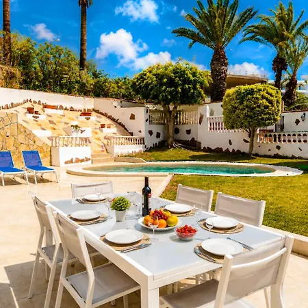Casa de Férias New Private Retreat: 3Br Villa With Heated Pool *