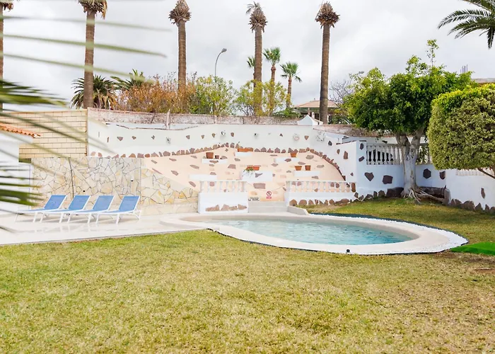Fully Refurbished Private 3br Heated Pool * Callao Salvaje