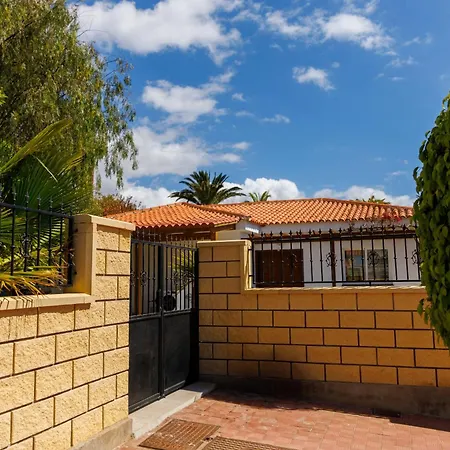 Fully Refurbished Private 3br Heated Pool Дом отдыха Кальяо-Сальвахе